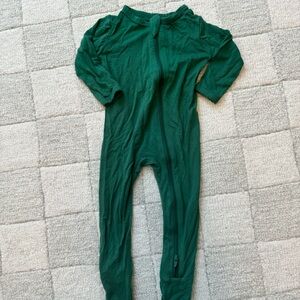 Kyte BABY Forest Green Zipper Onesie
